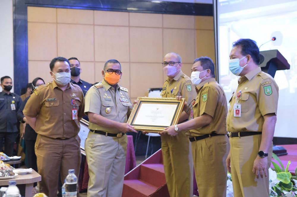 Diskominfotik Riau Raih Penghargaan Hasil Pemeriksaan Inspektorat
