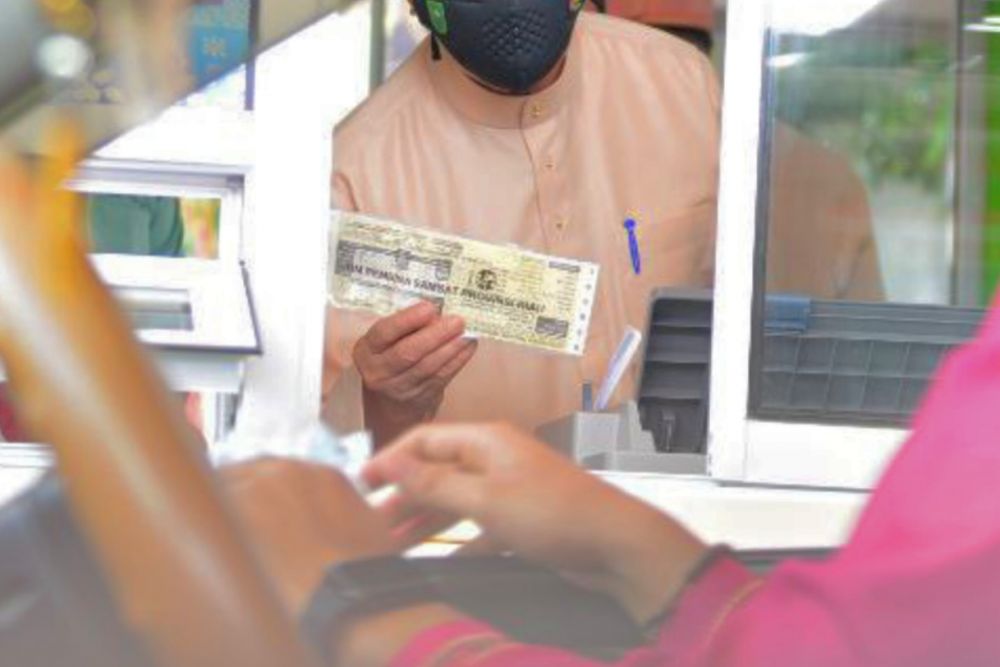 Mewah! Banyak Petani Sawit Beli Mobil Baru, Penerimaan BBNKB Riau Ikut Naik