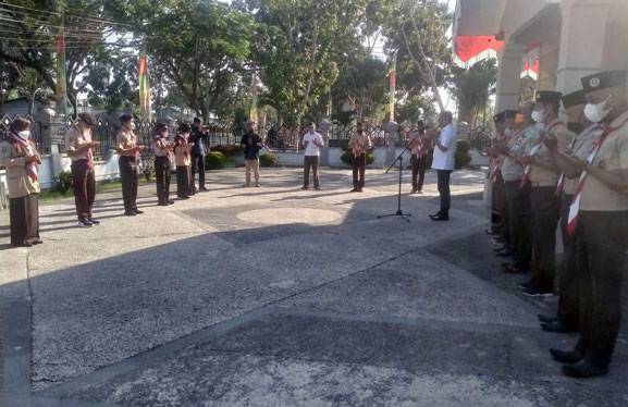Bupati HM Adil Melepas 4 Pramuka Penggalang Peserta Dianpimru se Riau