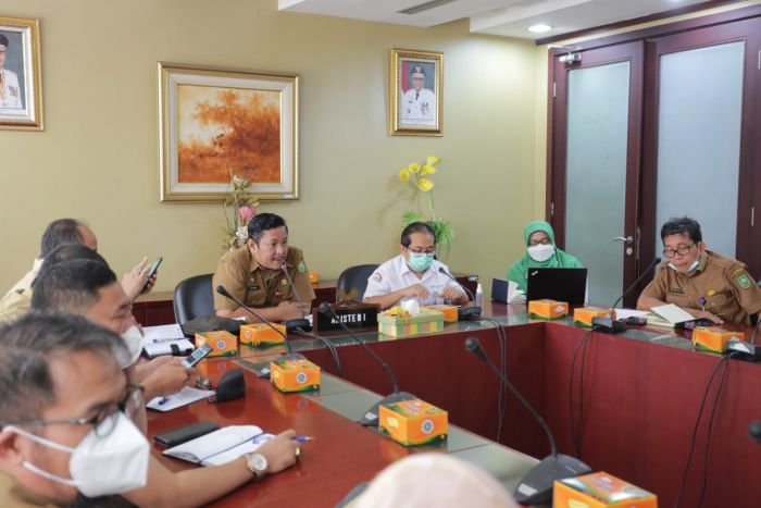 Asisten I Pimpin Rapat Forum Komunikasi Para Pemangku Kepentingan Utama Tahap II