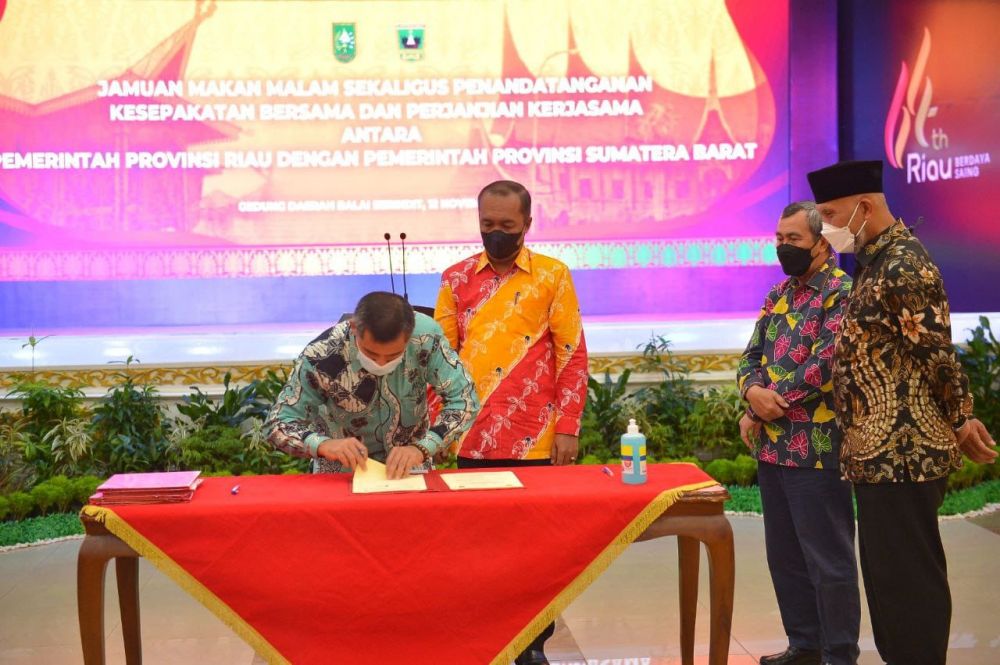 Satpol PP Riau dan Sumbar Teken Perjanjian Kerjasama, Ini Isinya