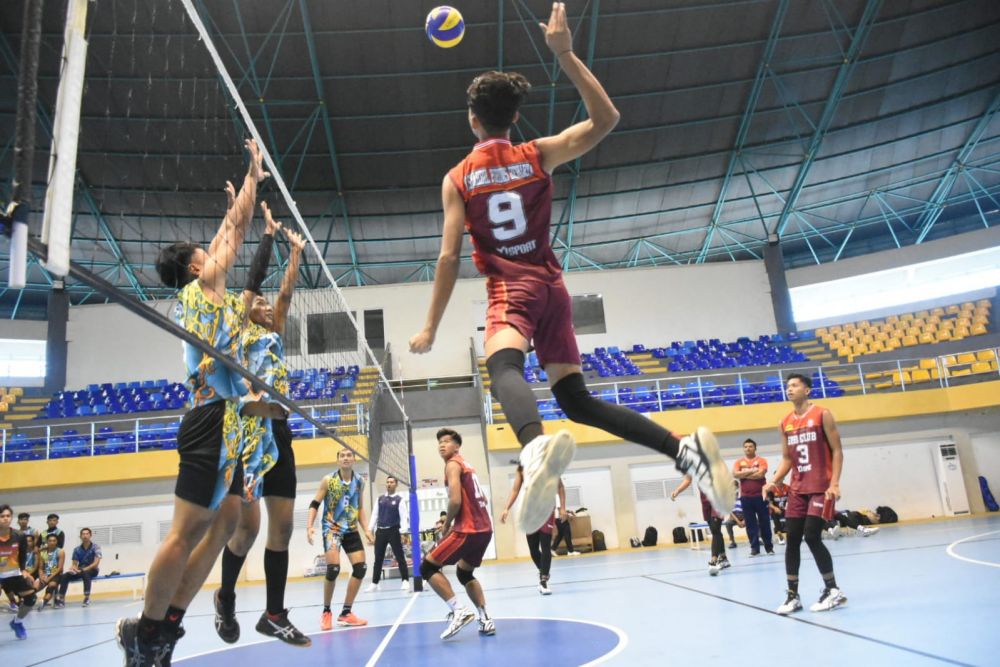 Persiapan Menuju Porprov, PBVSI Kampar Uji Coba Dengan Tim Voly Siak