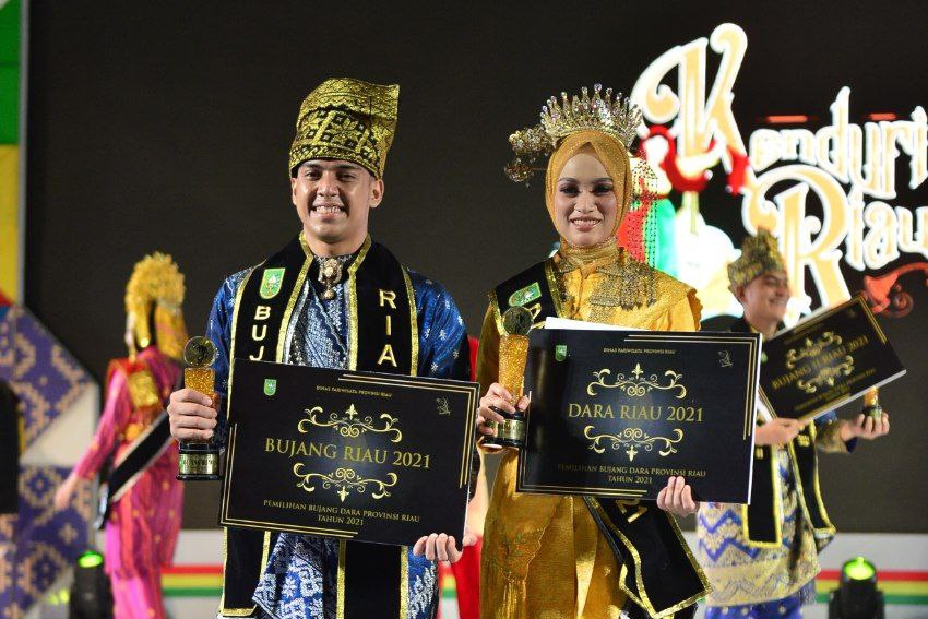 Tampan dan Cantik Jelita, Inilah Bujang Dara Riau 2021