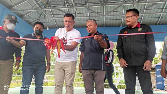 Bupati HM Adil Resmikan Pendopo Tinju Pertina Meranti