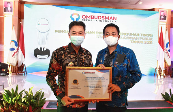 Kabupaten Rokan Hilir Raih Terbaik 3 Standar Pelayanan Publik Tahun 2021