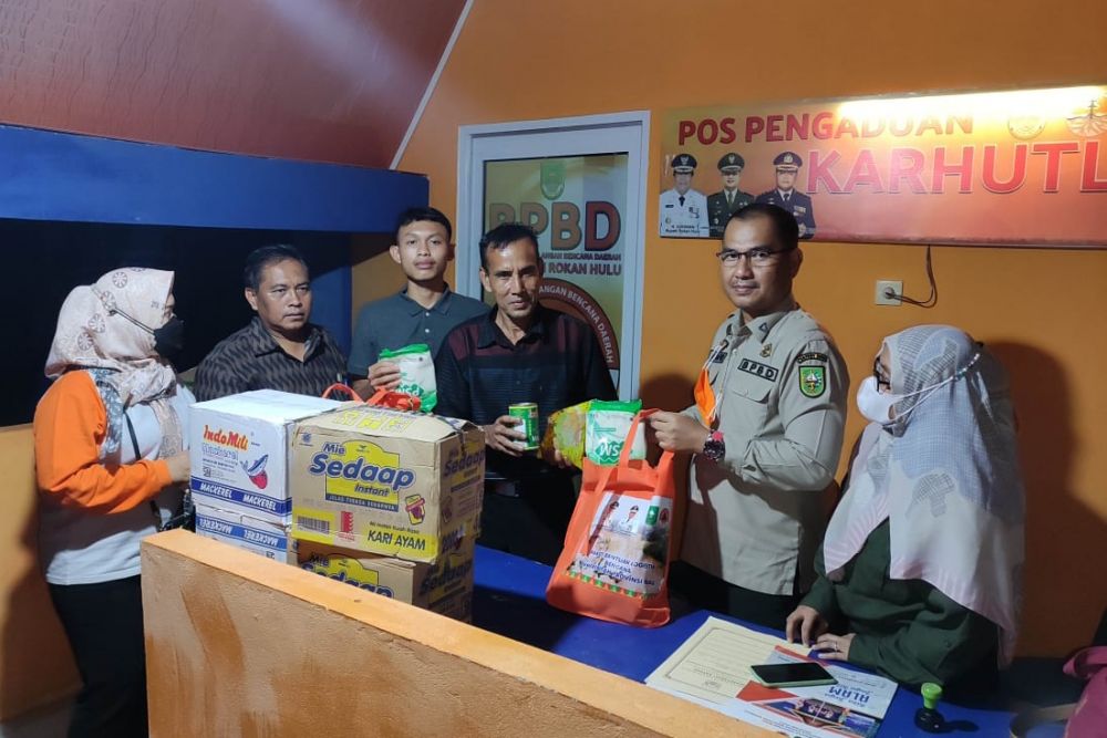 Desa Aliantan Rohul Dilanda Banjir, BPBD Riau Kirim Bantuan Logistik