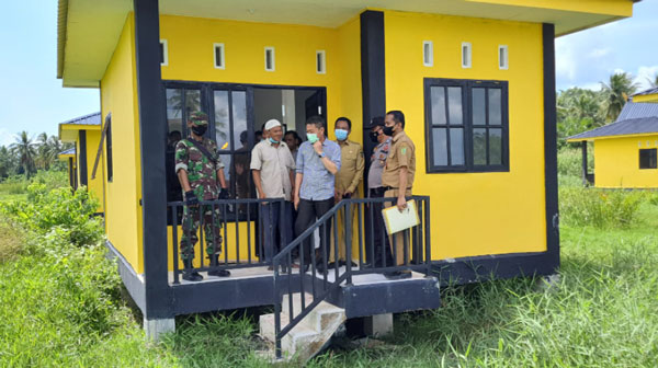Bupati dan Wabup Rohil Tinjau Pembangunan 15 Unit Restlemen di Bagan Hulu