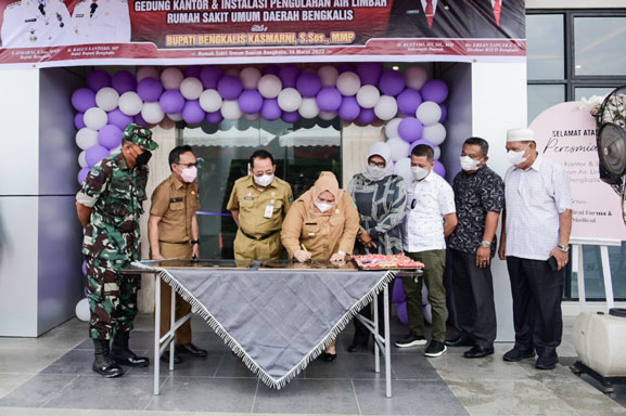 Bupati Kasmarni Resmikan Gedung Baru Manajemen dan Instalasi IPAL RSUD Bengkalis