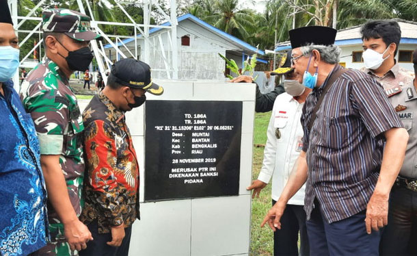 Tim Kemenko Polhukam-KKP Kunjungi Rupat, Amir Hamzah: Izin PT MMJ dan SRL Jangan Diperpanjang!