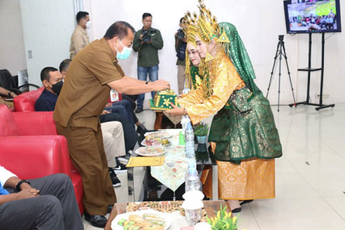 Asisten II Setdakab Bengkalis Hadiri Opening Program Kemitraan Perguruan Tinggi dan Pendampingan UMKM
