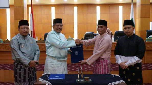 Bupati Alfedri Sampaikan Ranperda Pertanggungjawaban Pelaksanaan APBD Kabupaten Siak 2021