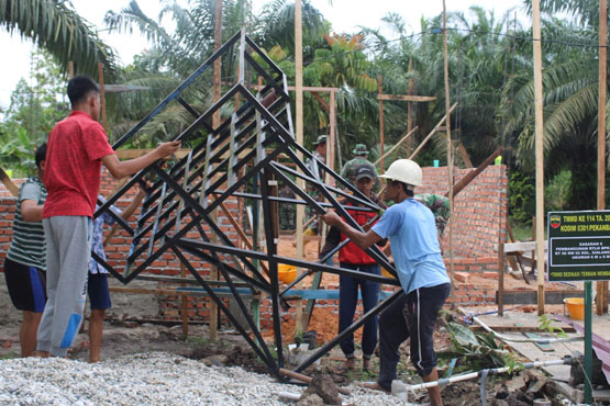 Meterial Berdatangan, Rehab Rumah pakde Prahara Makin Terlihat Kokoh