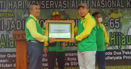 Untuk Kedua Kalinya Kota Siak Raih Penghargaan Kota Bersih