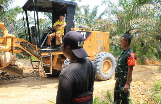 Jelang Kunjungan Tim Wasev, Kol. Inf Nur Rohman Zein Cek Kesiapan Satgas TMMD Ke-114 Kodim 0301/Pbr