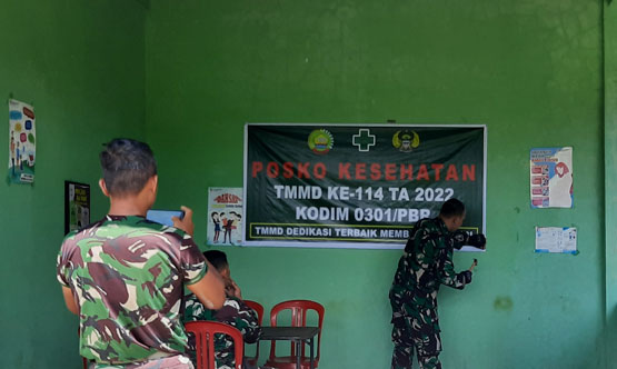 Satgas TMMD 114 Kodim 0301/PBR Keliling Beri Layanan Kesehatan Gratis