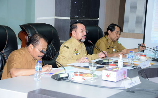 Sekda Bustami HY Pimpin Rapat Evaluasi Laporan Realisasi Fisik dan Keuangan Belanja Daerah Kabupaten Bengkalis