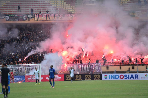 Dispora Riau akan Hitung Kerugian Kerusakan Stadion Utama Akibat Kerusuhan Suporter