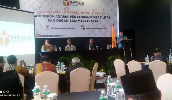 Ciptakan Pemilu yang Jurdil, Bawaslu Riau Taja Sosialisasi Pengawasan Pemilu