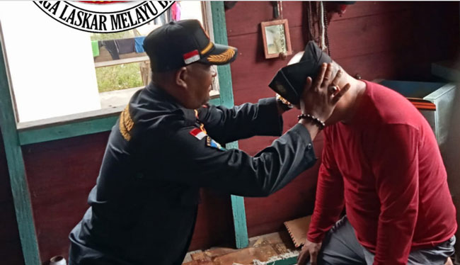 Andi Terima Mandat untuk Kembangkan LLMB di Siak Hulu