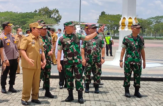 Danrem 031/WB Tinjau Hibah Tanah Dari Pemkab Rokan Hulu