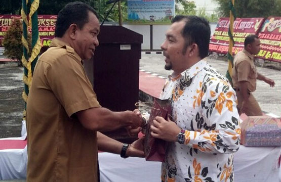 Pisah Sambut, Camat Siak Minta Tunjuk Ajar