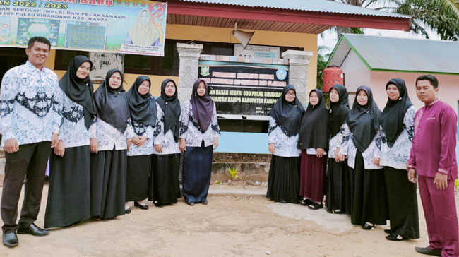 HUT PGRI dan HGN 2022, SDN 009 Pulau Birandang Gelar Penampilan Bakat Murid