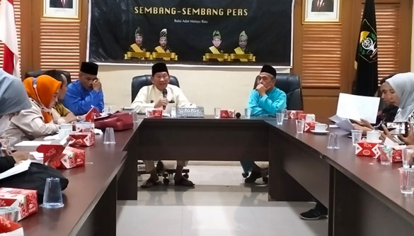 Jelang Pembekalan Adat, LAMR Beri Pemahaman Kepada Pengurus