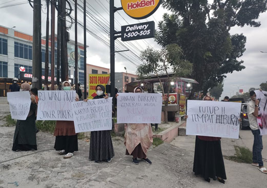 FORWADIK Riau Kecam Tempat Hiburan di Depan Ponpes Babussalam