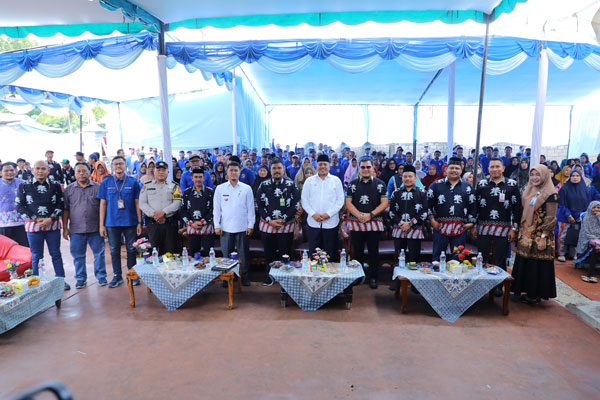 Hadir di RAT KUD Mandiri Karya Maju, Bupati Alfedri Minta Warga Dukung Program KUD