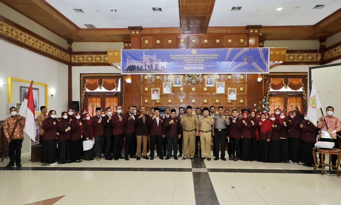 Hadiri Pelantikan PPNI Siak, Bupati Alfedri Minta PPNI Bersinergi Dengan Pemkab Siak