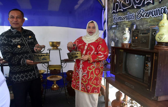 Bupati Kasmarni Buka Expo Ekonomi Kreatif Pesona Bermasa 2023