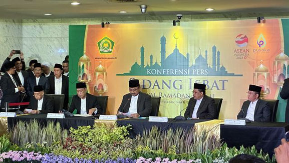Jangan Makan Minum di Ruang Publik, DPR Imbau Seluruh Umat Beragama Hormati Ibadah Puasa
