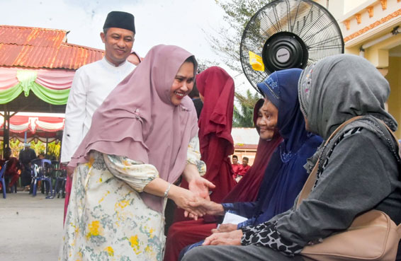 Safari Ramadhan, Bupati Kasmarni Sambangi Desa Sepahat