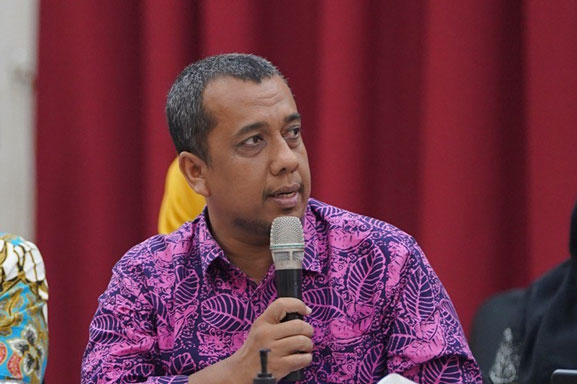 Roni Rakhmat Ditunjuk Sebagai Plt Sekwan DPRD Riau