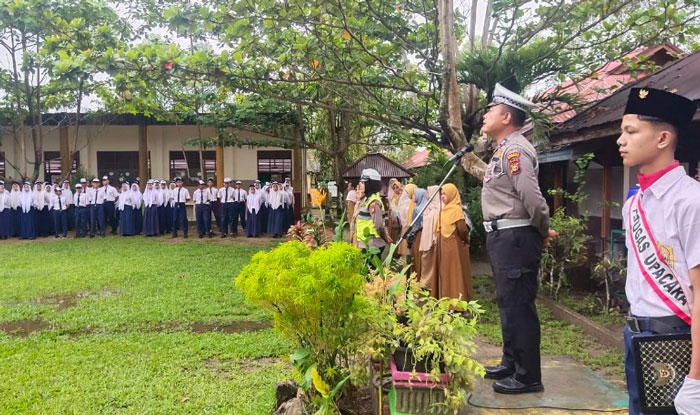 Pembinaan Karakter Siswa, Satlantas Polres Kampar Hadir di UPT SMPN 3 Bangkinang