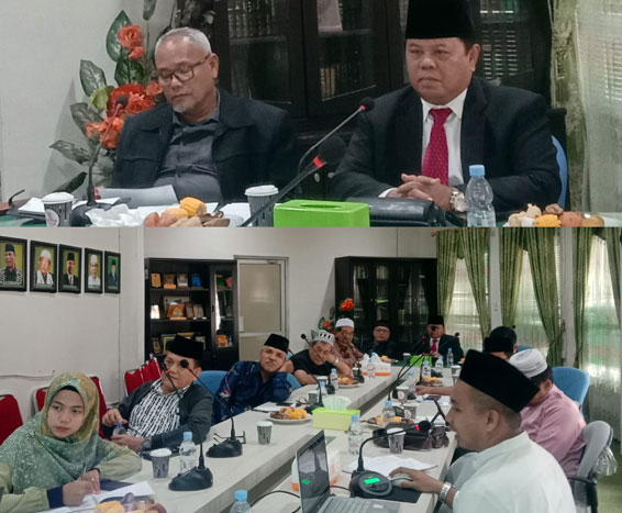 Prof KH Ilyas Husti Pimpin Rapat Pelaksaan Safari Ramadan 1444 H MUI Riau