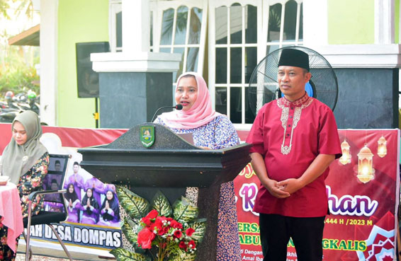 Ramadhan ke-20 di Masjid Al Mukhlisin Bukitbatu, Bupati Kasmarni Ajak Masyarakat Perkuat Silaturahmi