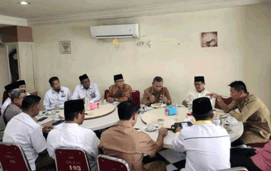 Rapat Dengan Pengurus Baznas, Bupati Rohil Harapkan Zakat Baznas Capai 20 Miliar Pertahun