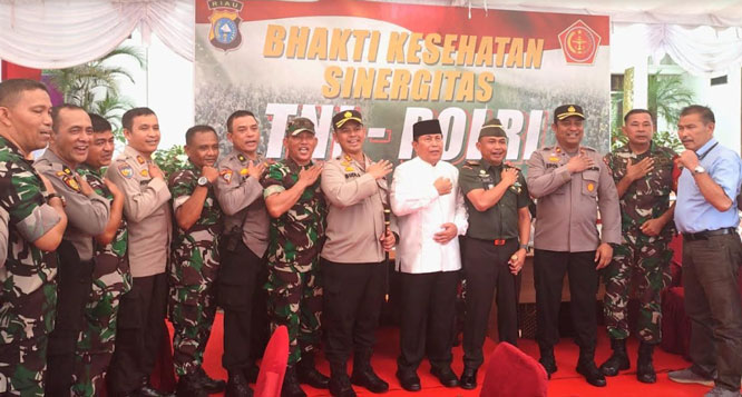 Momen Dandim 0313/KPR dan Kapolres Rohul Salam Komando, Hingga Duet Bernyanyi Bersama