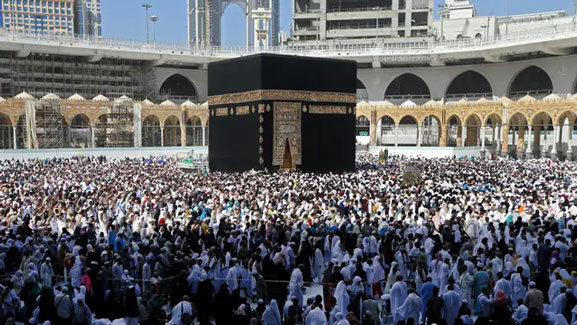 9 Janji Allah di Balik Ibadah Haji dan Umrah yang Mabrur