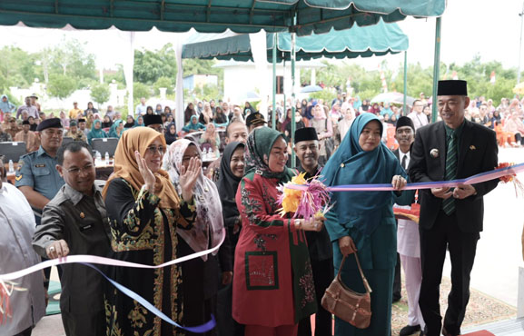 Bupati Rohil Afrizal Sintong Resmikan Gedung Puskesmas Panipahan