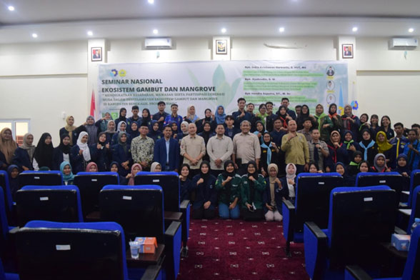 Mapala Laksamana Polbeng Gelar Seminar Nasional Ekosistem Gambut dan Mangrove