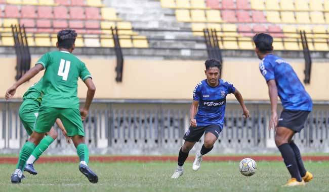 PSPS dan Tim Porwil Riau Gelar Laga Uji Coba