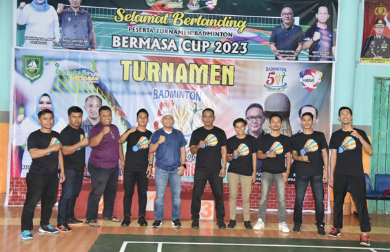 Sempena Hari Jadi Bengkalis Ke-511, Turnamen Badminton Bermasa Cup 2023 Resmi Dibuka