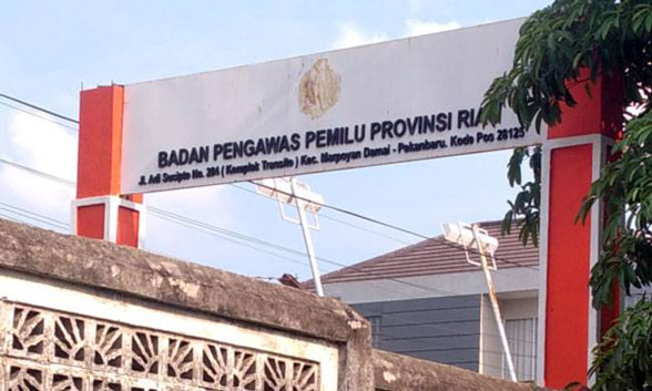 Resmi Diumumkan, Ini Nama Komisioner Bawaslu Kabupaten dan Kota se-Riau Periode 2023-2028