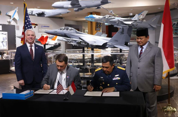Menhan Prabowo Perkuat TNI Melalui Pembelian 24 Pesawat Tempur F-15EX Baru dari AS