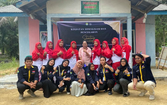 Cegah Stunting, Mahasiswa Kukerta UNRI Demonstrasi Pembuatan MPASI di Desa Koto Damai, Kampar Kiri Tengah