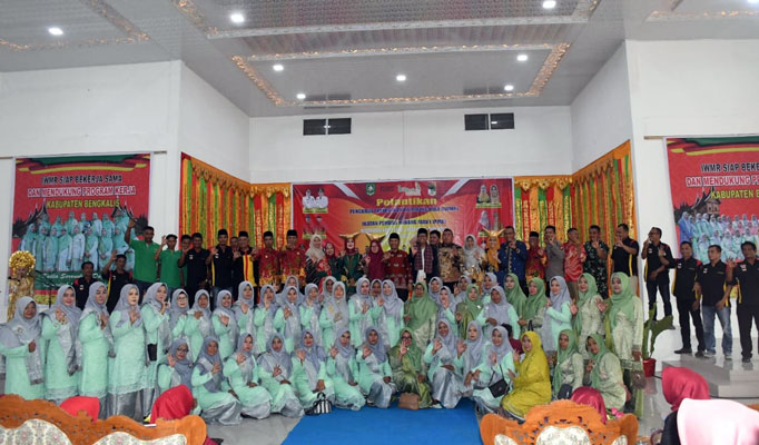 Pesan Bupati Kasmarni ke Pengurus IWMR dan IPMR Kecamatan Bukit Batu dan Siak Kecil: Tetap Kompak, Jaga Persatuan