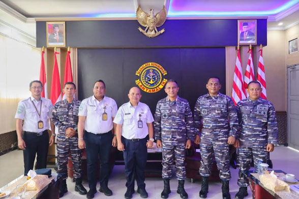 Danlantamal IX Bersama BMKG Provinsi Maluku Jajaki Pemasangan Tsunami Gauge di Teluk Ambon