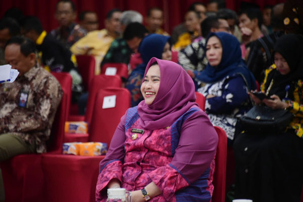 Bupati Kasmarni Siap Tindaklanjuti Arahan Menteri PAN-RB, Jadikan Birokrasi Berdampak Efesien, Lincah dan Cepat